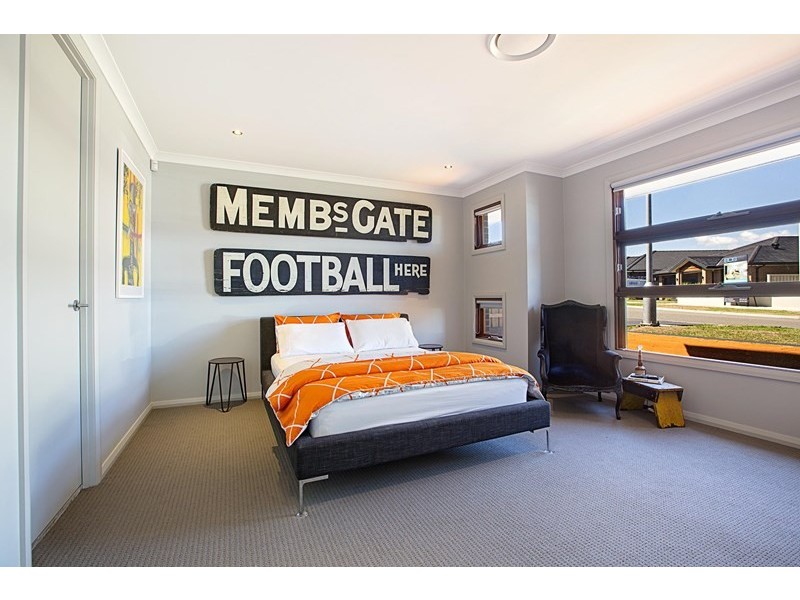 119 Pioneer Drive, Carnes Hill NSW 2171