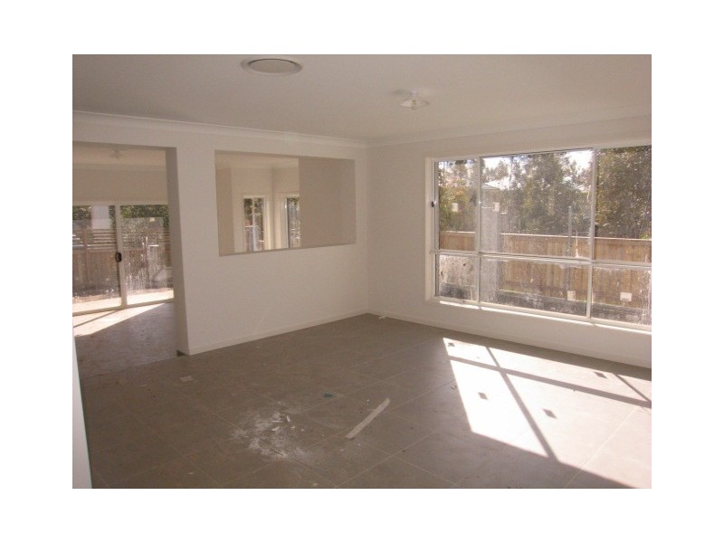 West Hoxton NSW 2171