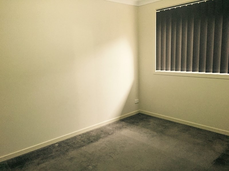 15 McIntyre Circuit, Middleton Grange NSW 2171