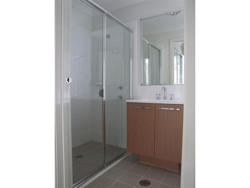32 Hemsworth Avenue, Middleton Grange NSW 2171