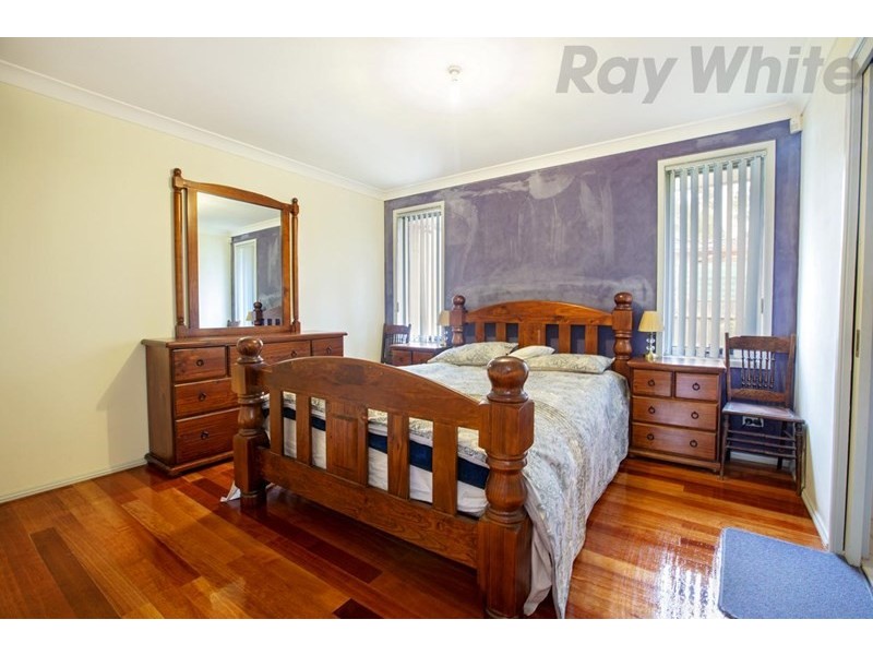 9 Ovens Close, Horningsea Park NSW 2171