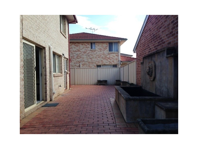 41 Athlone Street, Cecil Hills NSW 2171