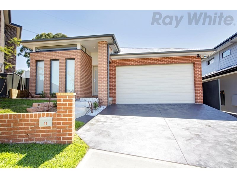 11 Elvira Place, West Hoxton NSW 2171