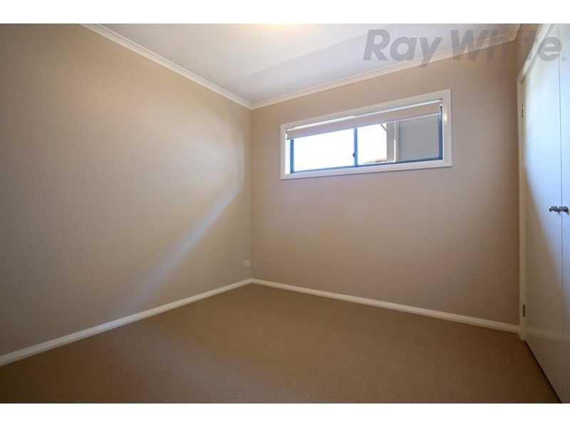 11 Elvira Place, West Hoxton NSW 2171