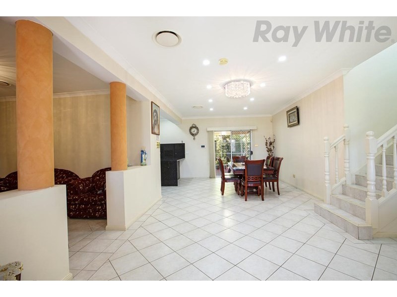 3 Roxby Place, Hinchinbrook NSW 2168