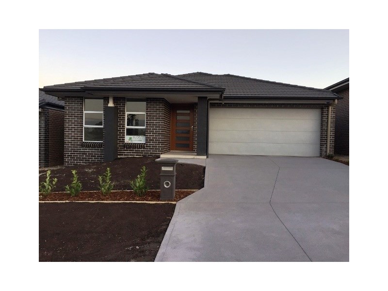 16 Rover Street, Leppington NSW 2179