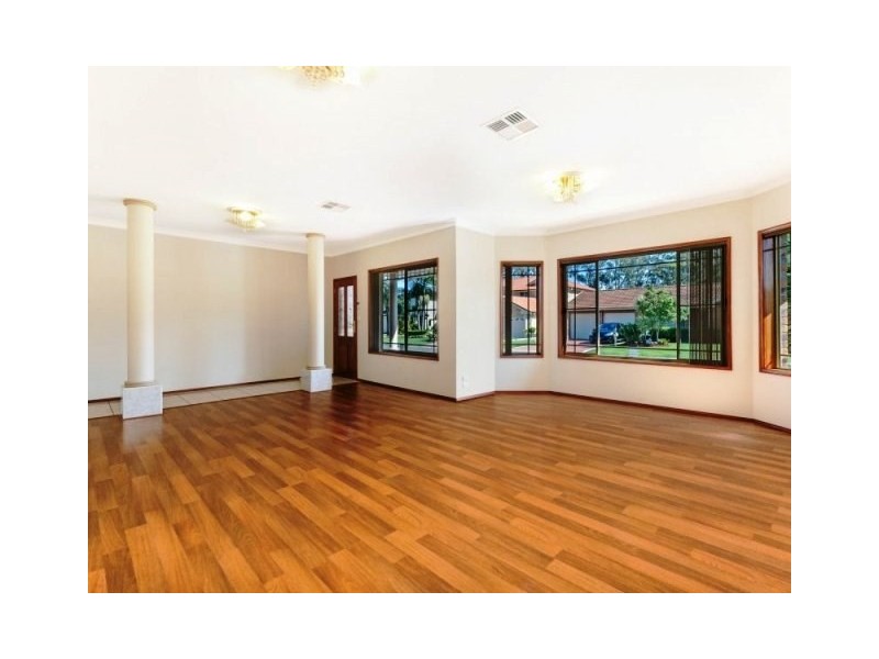 5 Aspen Close, Prestons NSW 2170