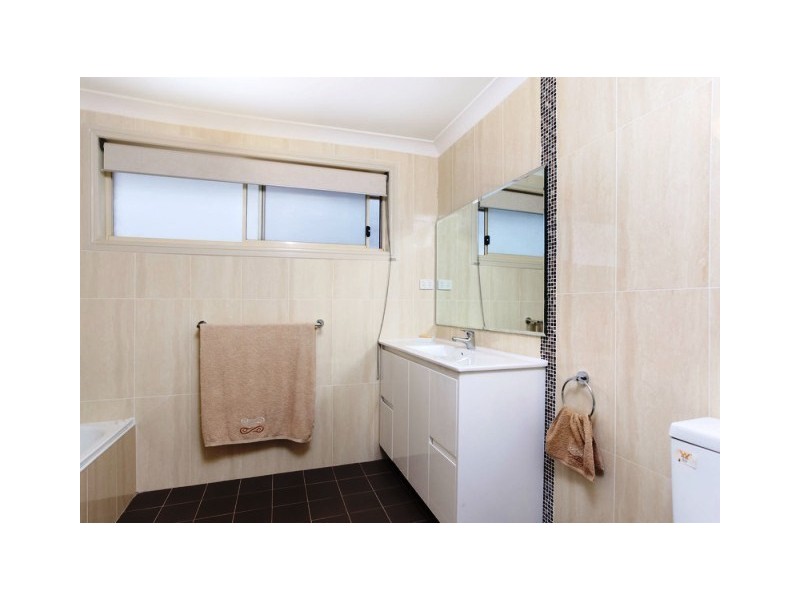 73 Nineteenth Avenue, Hoxton Park NSW 2171