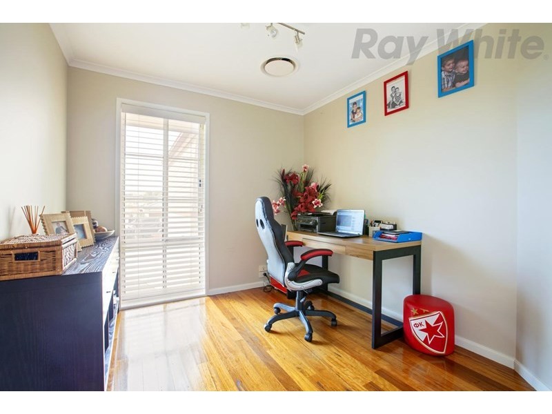 30 Carmichael Drive, West Hoxton NSW 2171