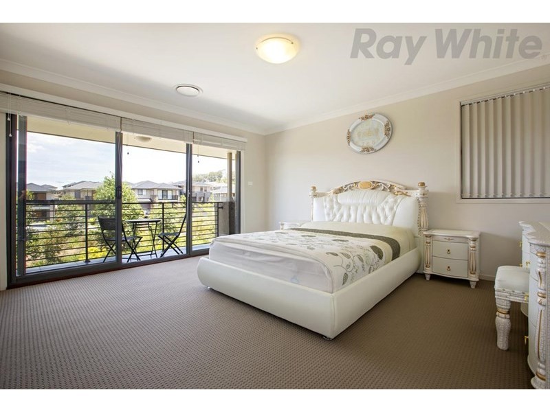 8 Merlin Street, Middleton Grange NSW 2171