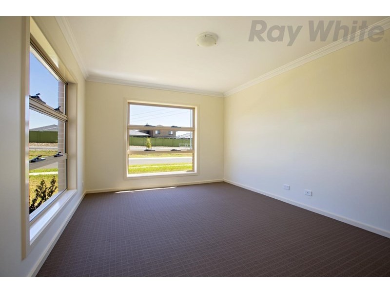 53 Graziers Way, Carnes Hill NSW 2171