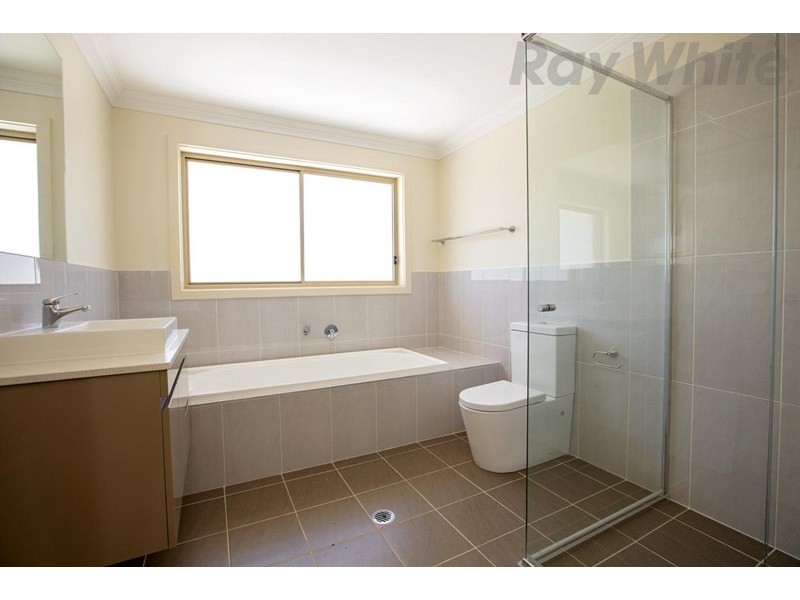 53 Graziers Way, Carnes Hill NSW 2171