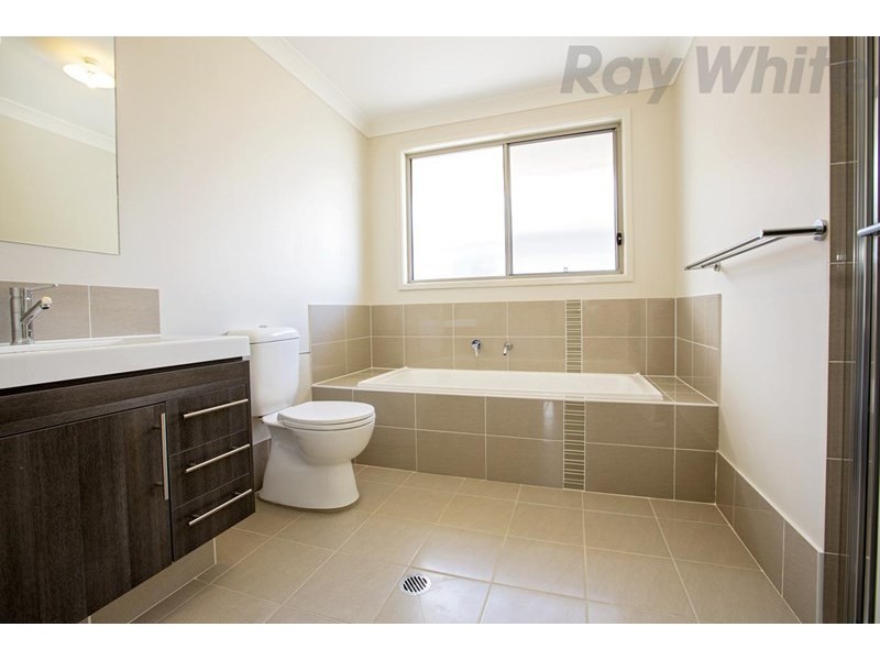 4 Stormberg Place, Edmondson Park NSW 2174