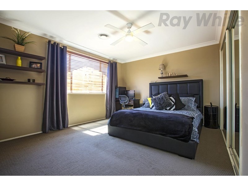 17 Buxton Place, Prestons NSW 2170