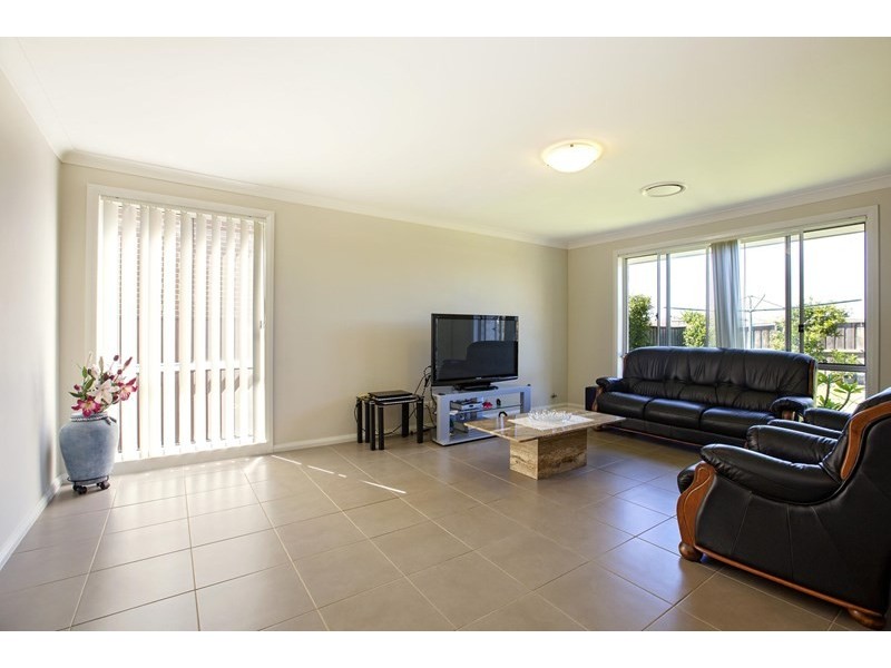 3 Stonequarry Way, Carnes Hill NSW 2171