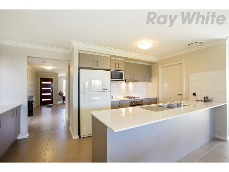 3 Stonequarry Way, Carnes Hill NSW 2171