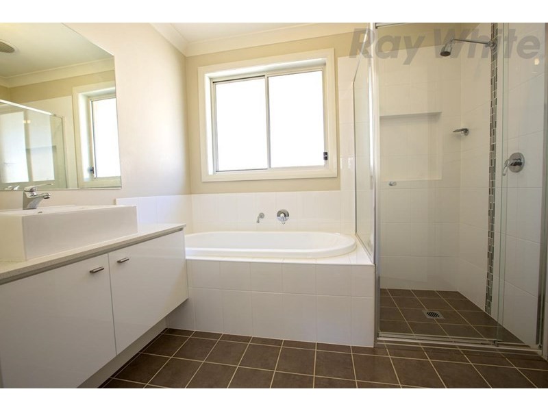 3 Stonequarry Way, Carnes Hill NSW 2171