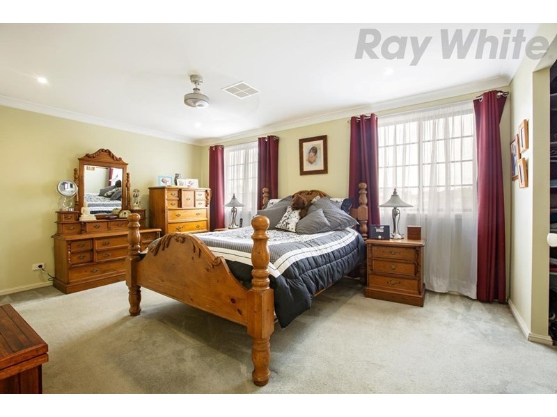 14 Swansea Place, West Hoxton NSW 2171