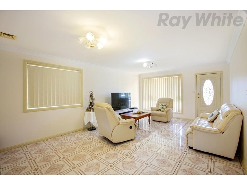 62B Coquet Way, Green Valley NSW 2168