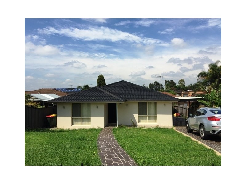 13 Cuthbert Cresent, Edensor Park NSW 2176