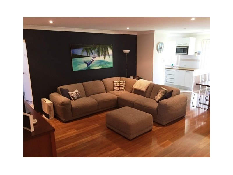 35 MERRIWA Avenue, Hoxton Park NSW 2171