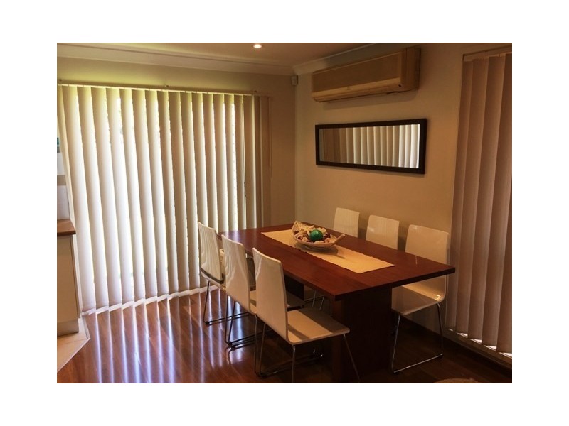 35 MERRIWA Avenue, Hoxton Park NSW 2171