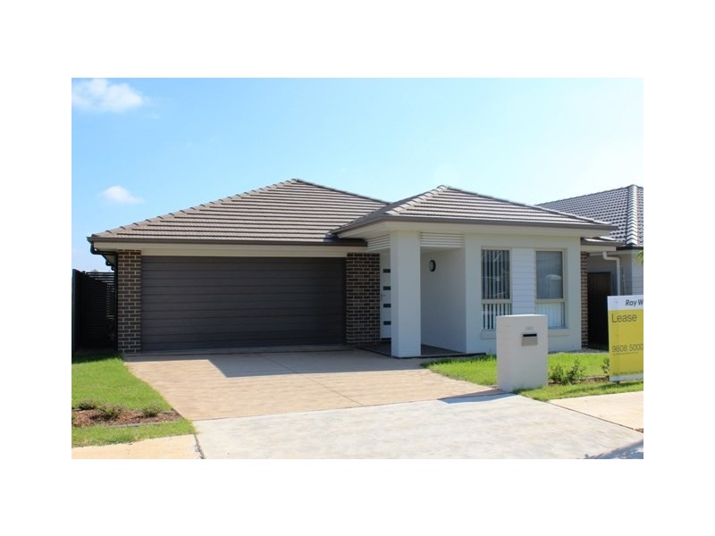 105 Skaife Street, Oran Park NSW 2570
