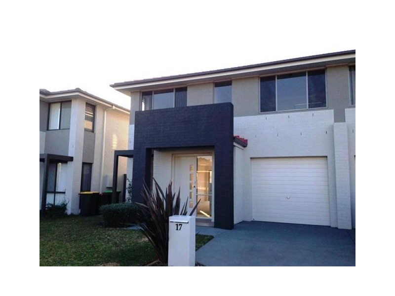 17 Grenada Avenue, Glenfield NSW 2167