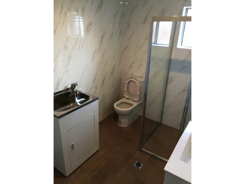 84a Falcon Circuit, Green Valley NSW 2168