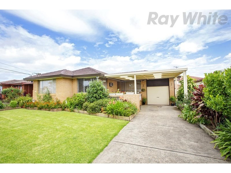 20 Humphreys Avenue, Casula NSW 2170