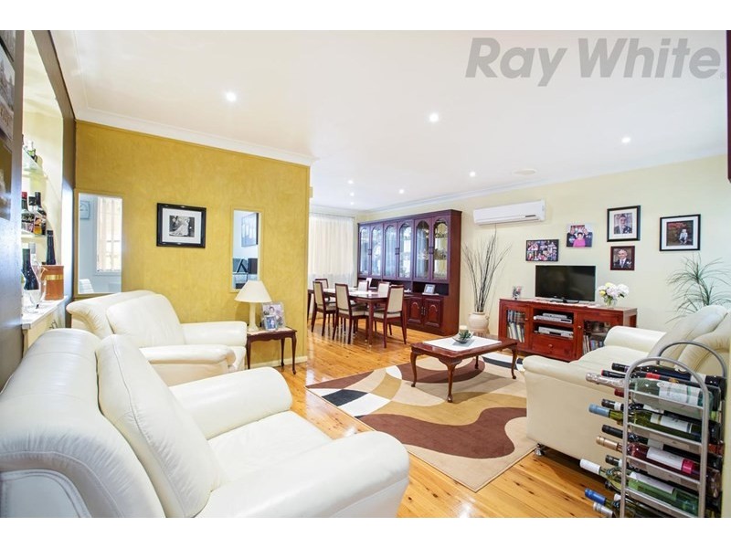 20 Humphreys Avenue, Casula NSW 2170