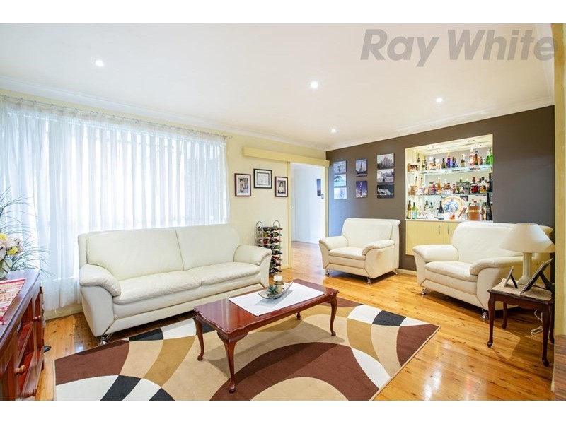 20 Humphreys Avenue, Casula NSW 2170