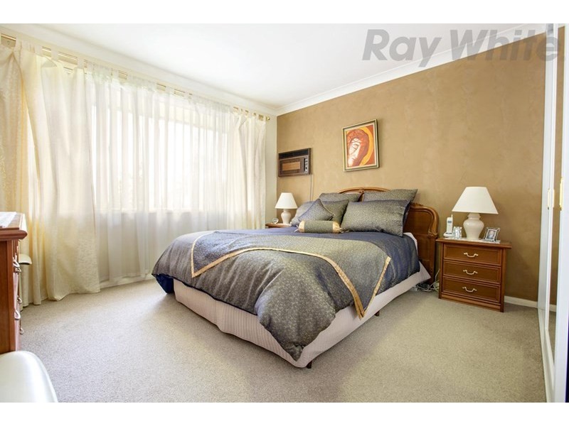 20 Humphreys Avenue, Casula NSW 2170