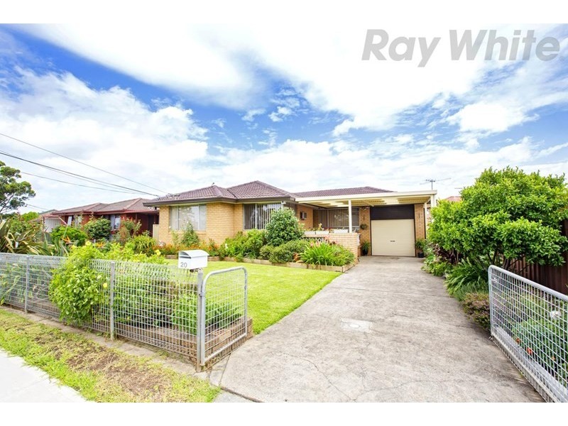 20 Humphreys Avenue, Casula NSW 2170