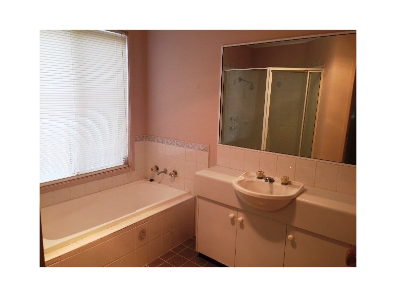 6 Archer Way, West Hoxton NSW 2171