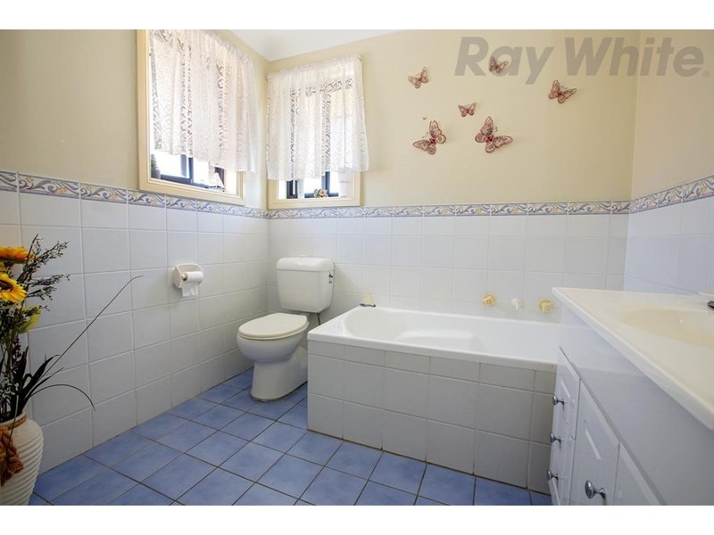 West Hoxton NSW 2171
