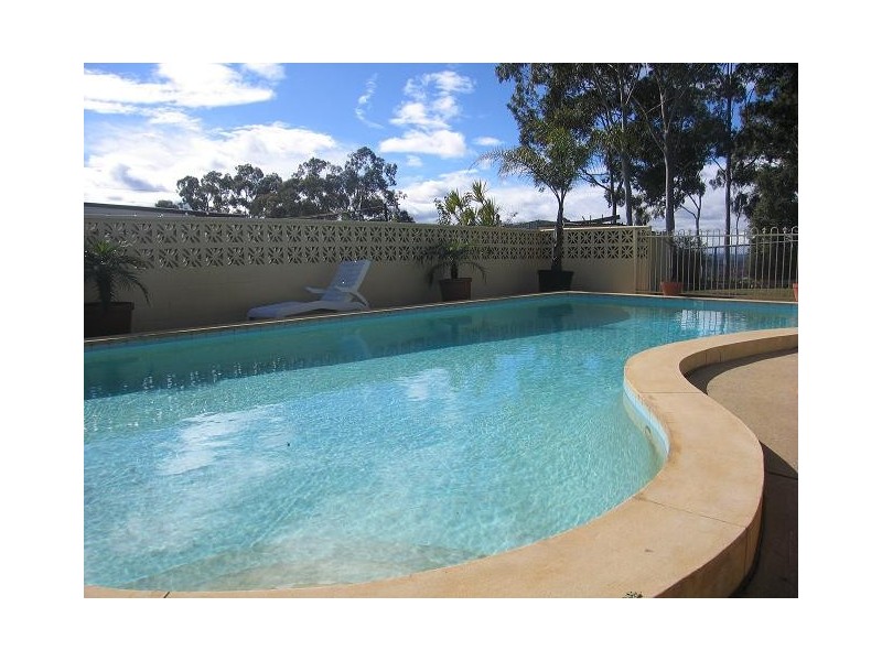 West Hoxton NSW 2171