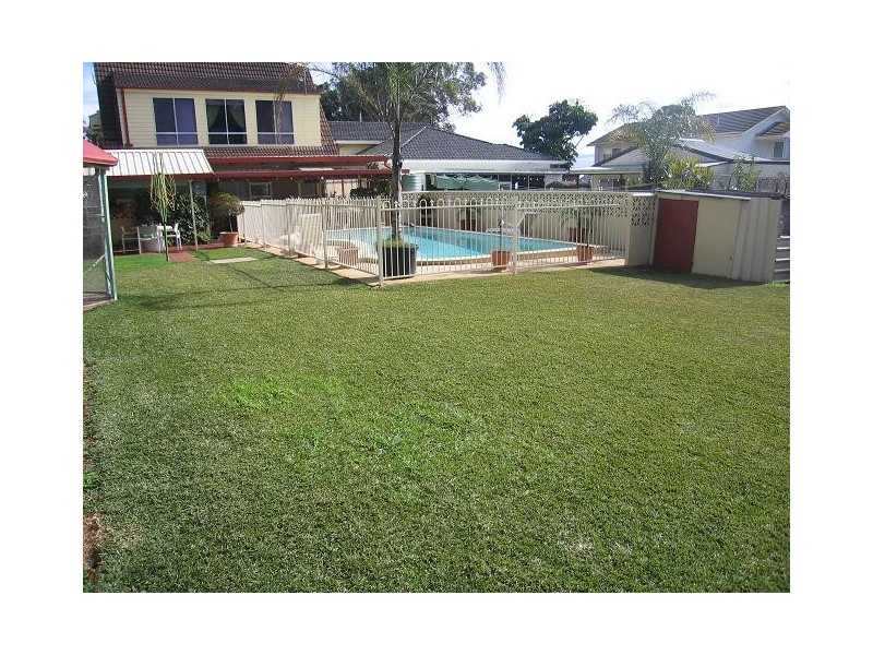 West Hoxton NSW 2171