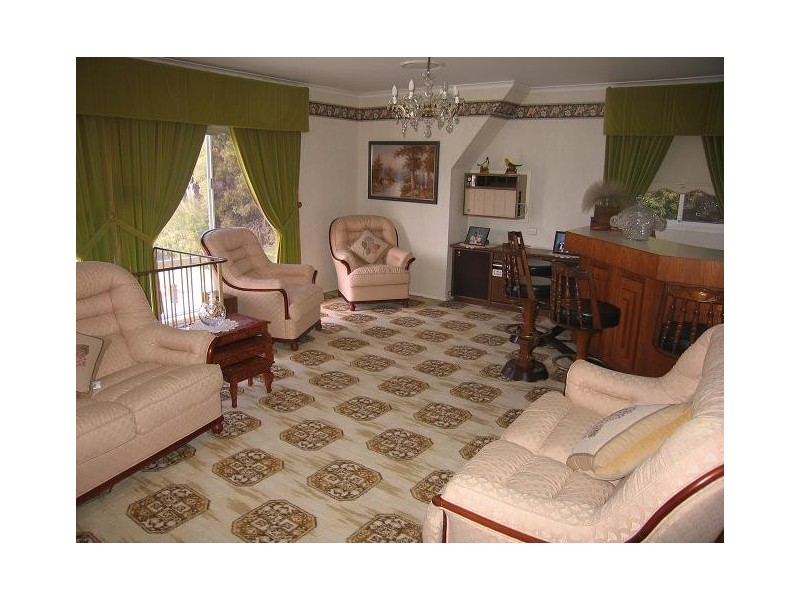 West Hoxton NSW 2171