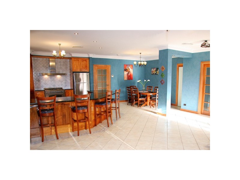 West Hoxton NSW 2171