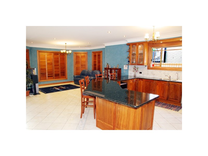 West Hoxton NSW 2171