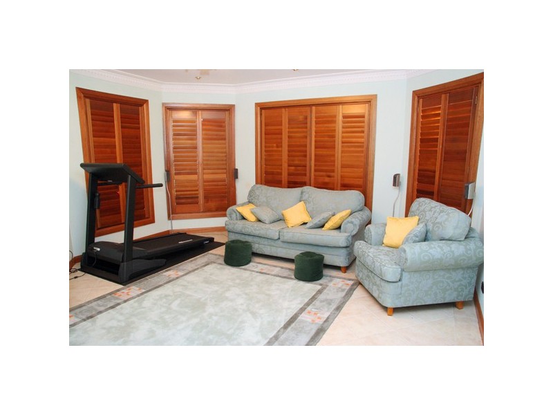 West Hoxton NSW 2171