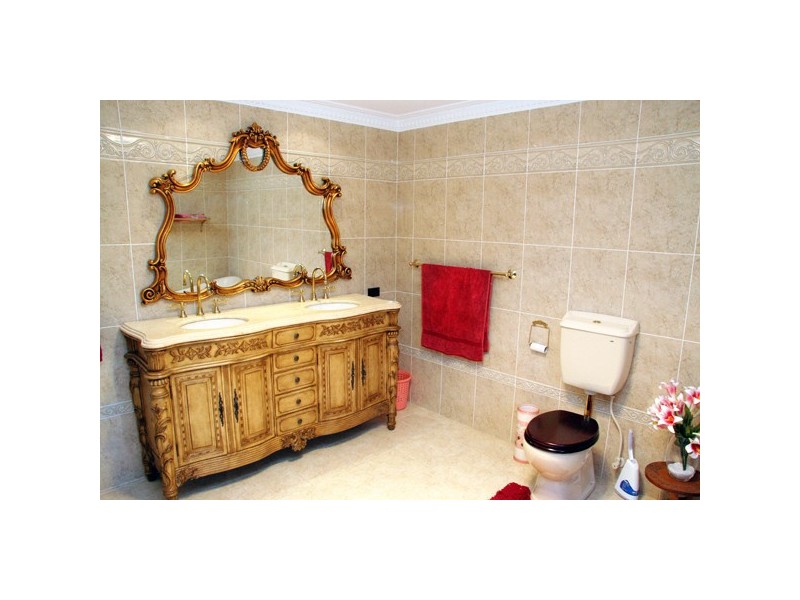 West Hoxton NSW 2171