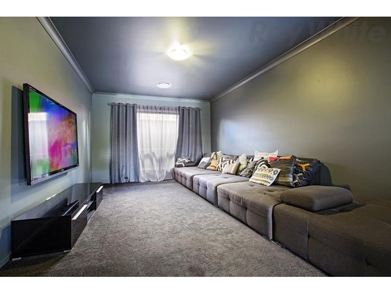 101 Explorer Street, Gregory Hills NSW 2557