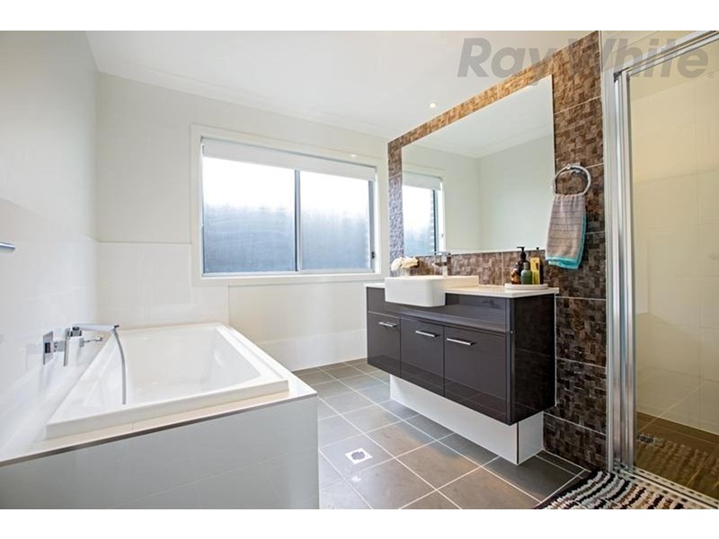 101 Explorer Street, Gregory Hills NSW 2557