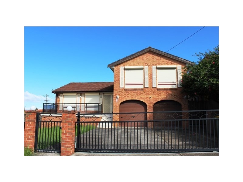 30 Garment Street, Prairiewood NSW 2176