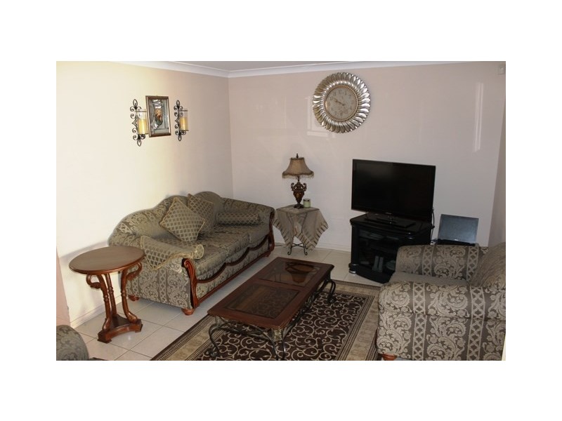 27b Mullenderree Street, Prestons NSW 2170