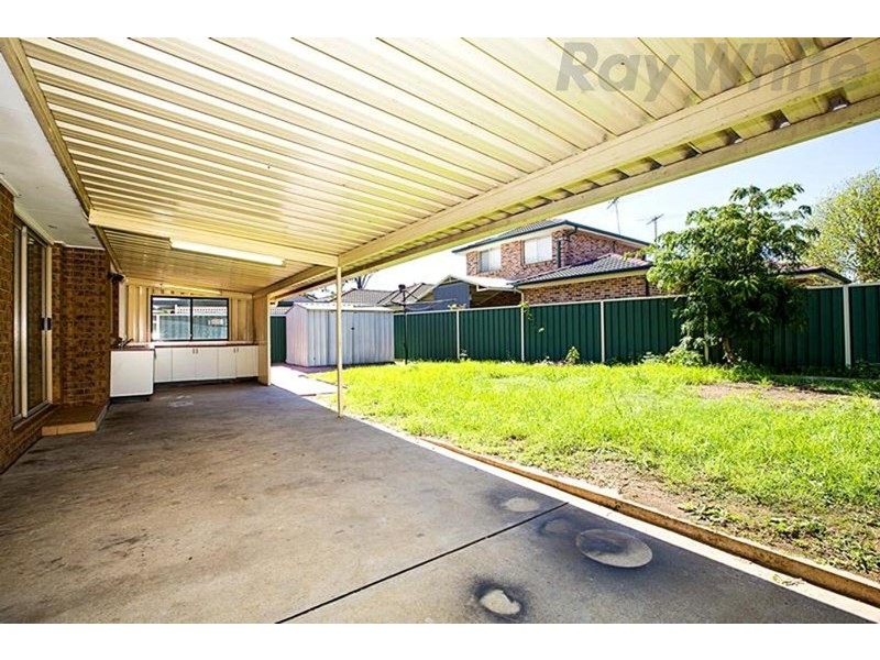 4 Bellingen Way, Hoxton Park NSW 2171