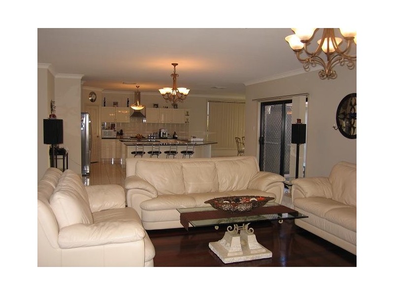 West Hoxton NSW 2171