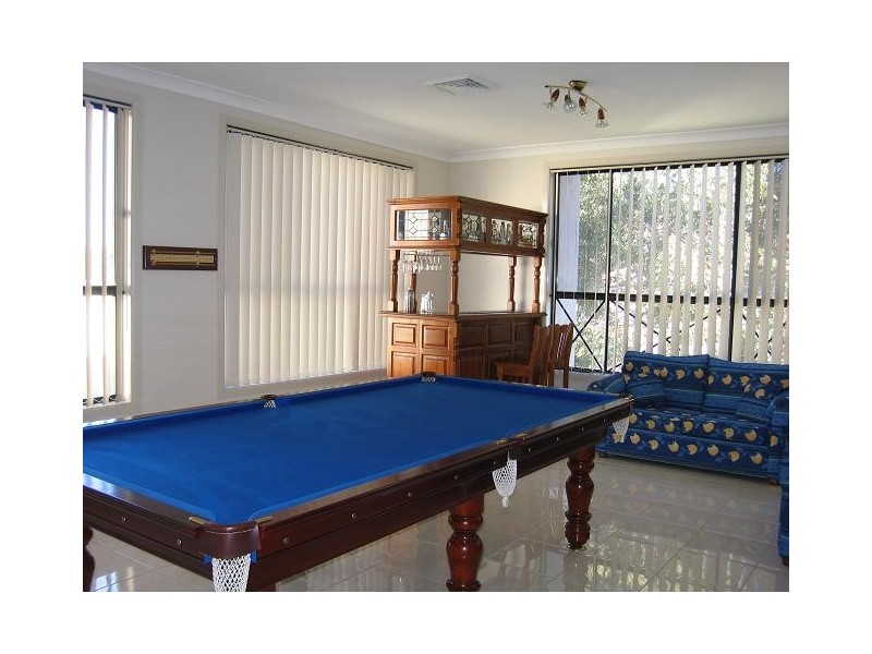 West Hoxton NSW 2171